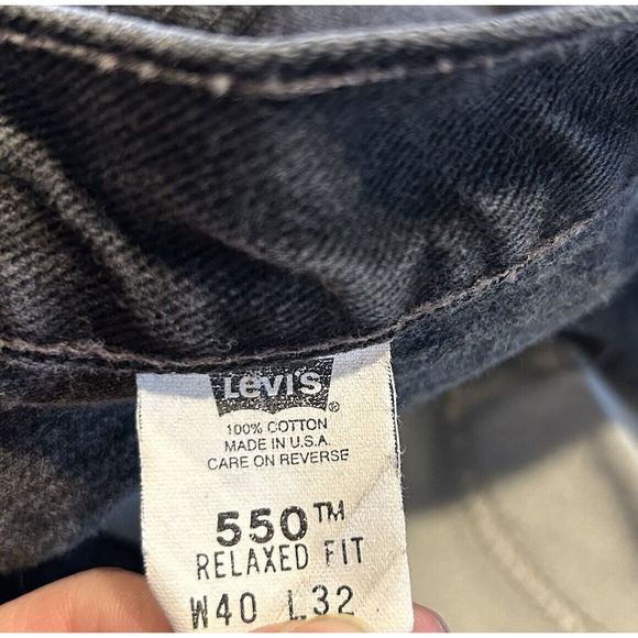 Vintage Levis 550 Mens 40X32 Slightly Faded Black Jeans Relaxed Fit Made In USA - Picture 6 of 7